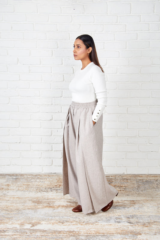 Soft Wool Flared Pants