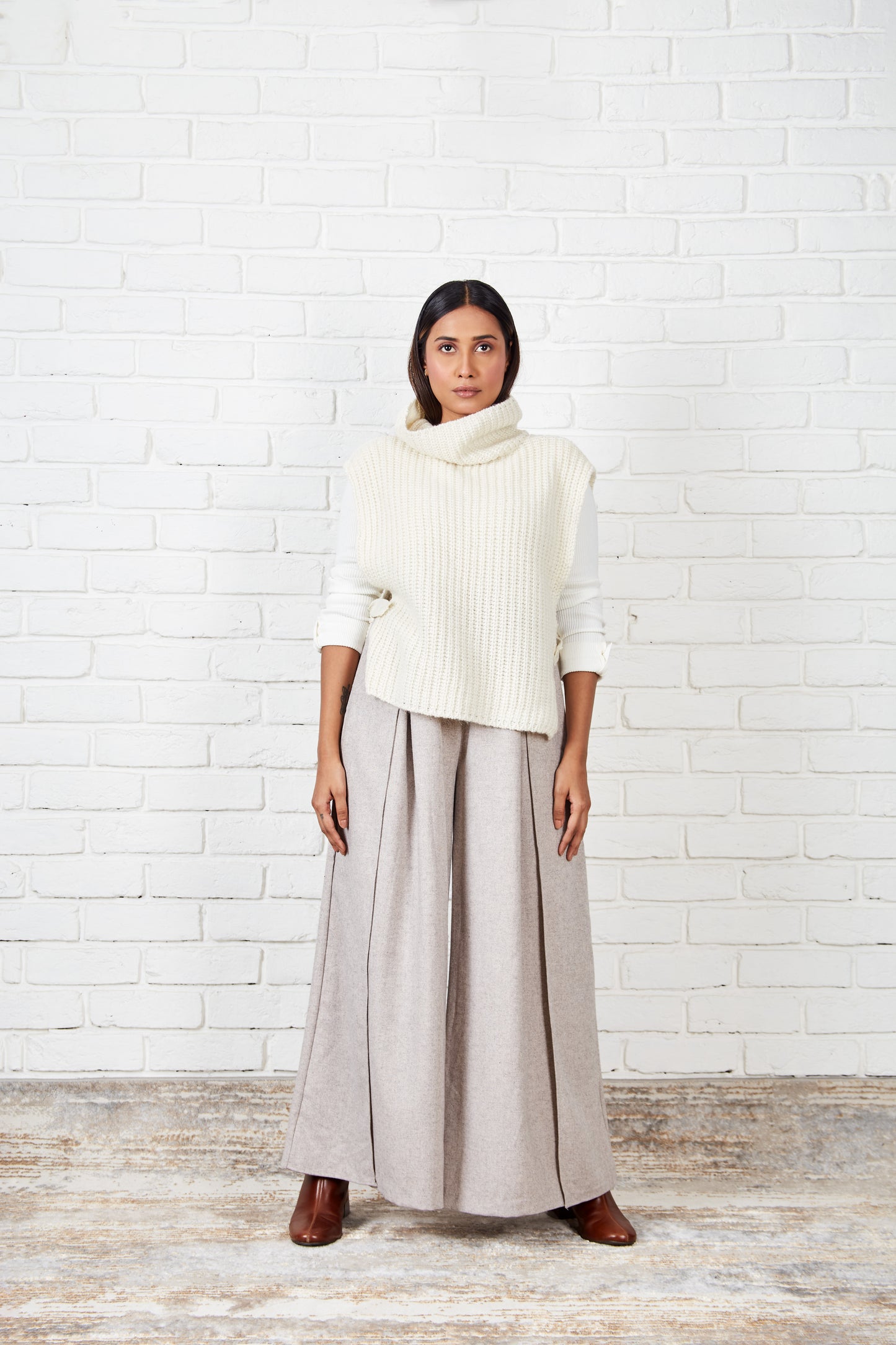 Soft Wool Flared Pants