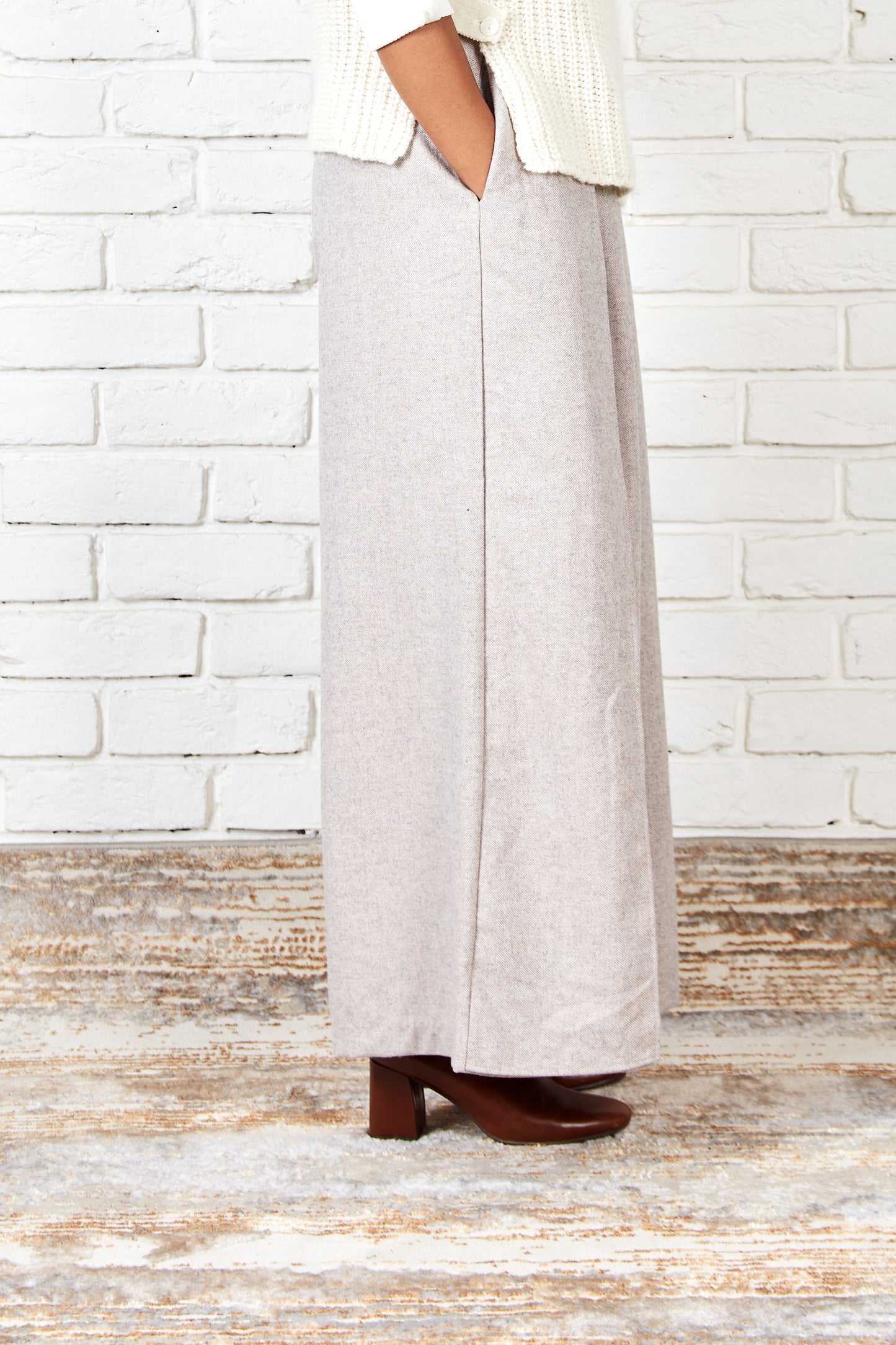 Soft Wool Flared Pants