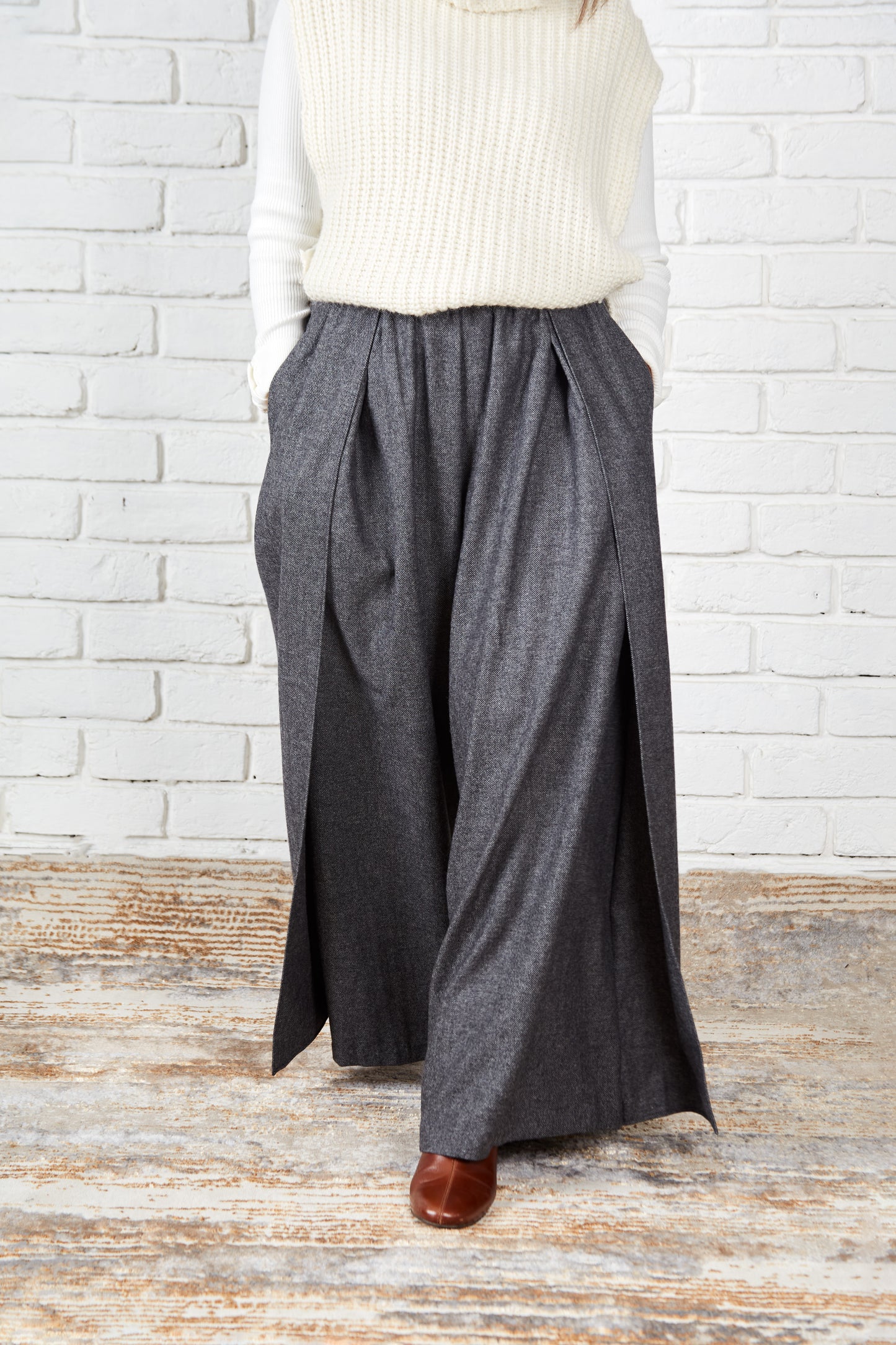 Soft Wool Flared Pants