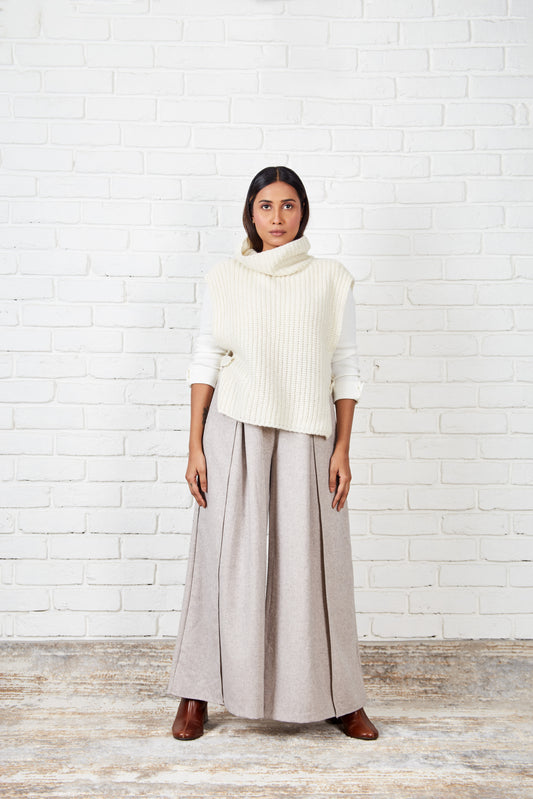 Soft Wool Flared Pants
