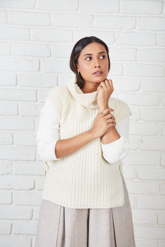 Baby Alpaca Turtleneck Vest
